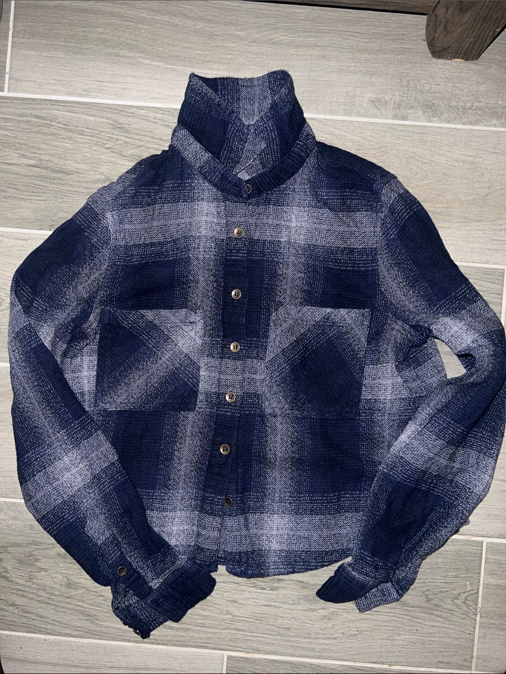 Forever 21 Navy Plaid Lightweight Shirt Jacket